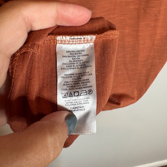 Loft terracotta smocked sleeveless tank top - Picture 4 of 5